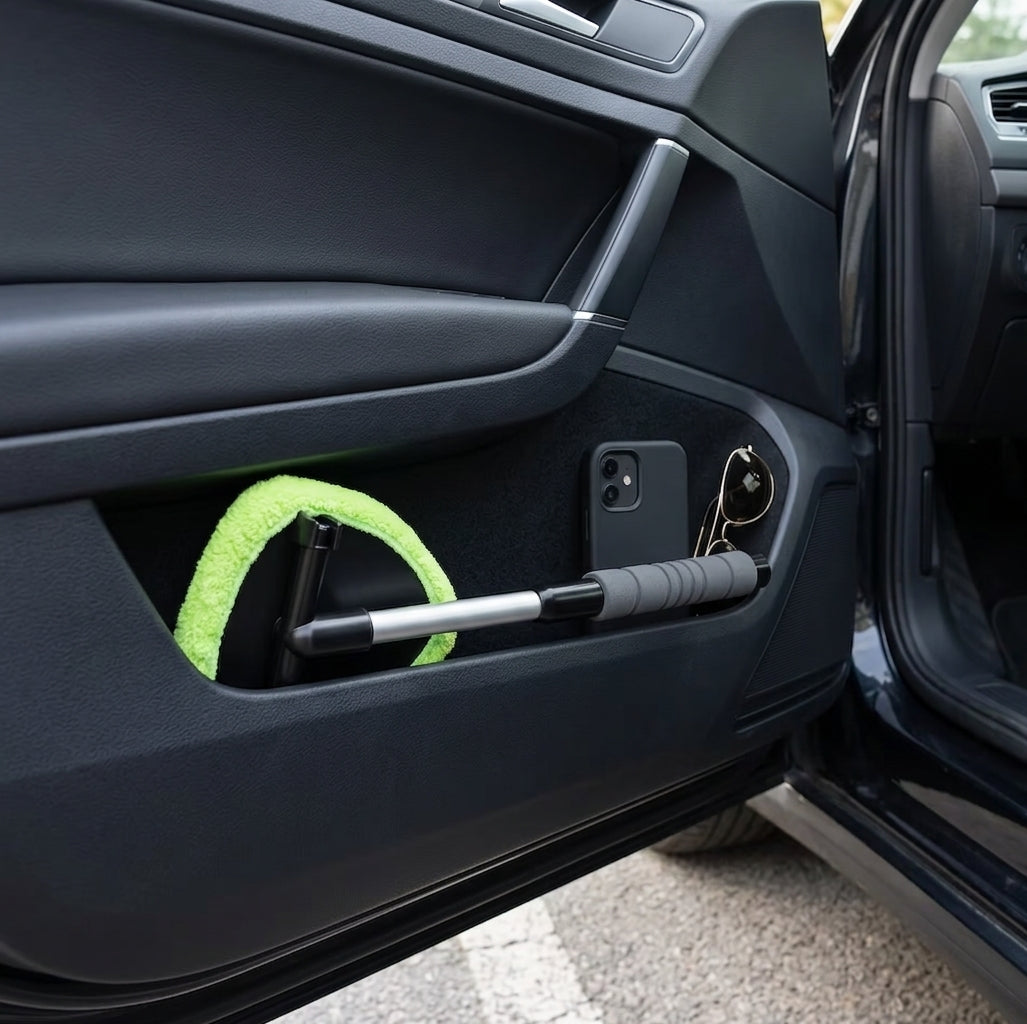 Extendable Microfiber Windshield Cleaner