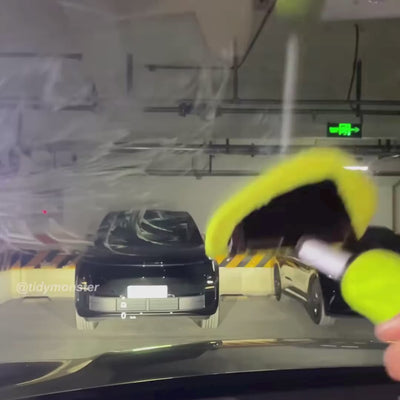 Extendable Microfiber Windshield Cleaner